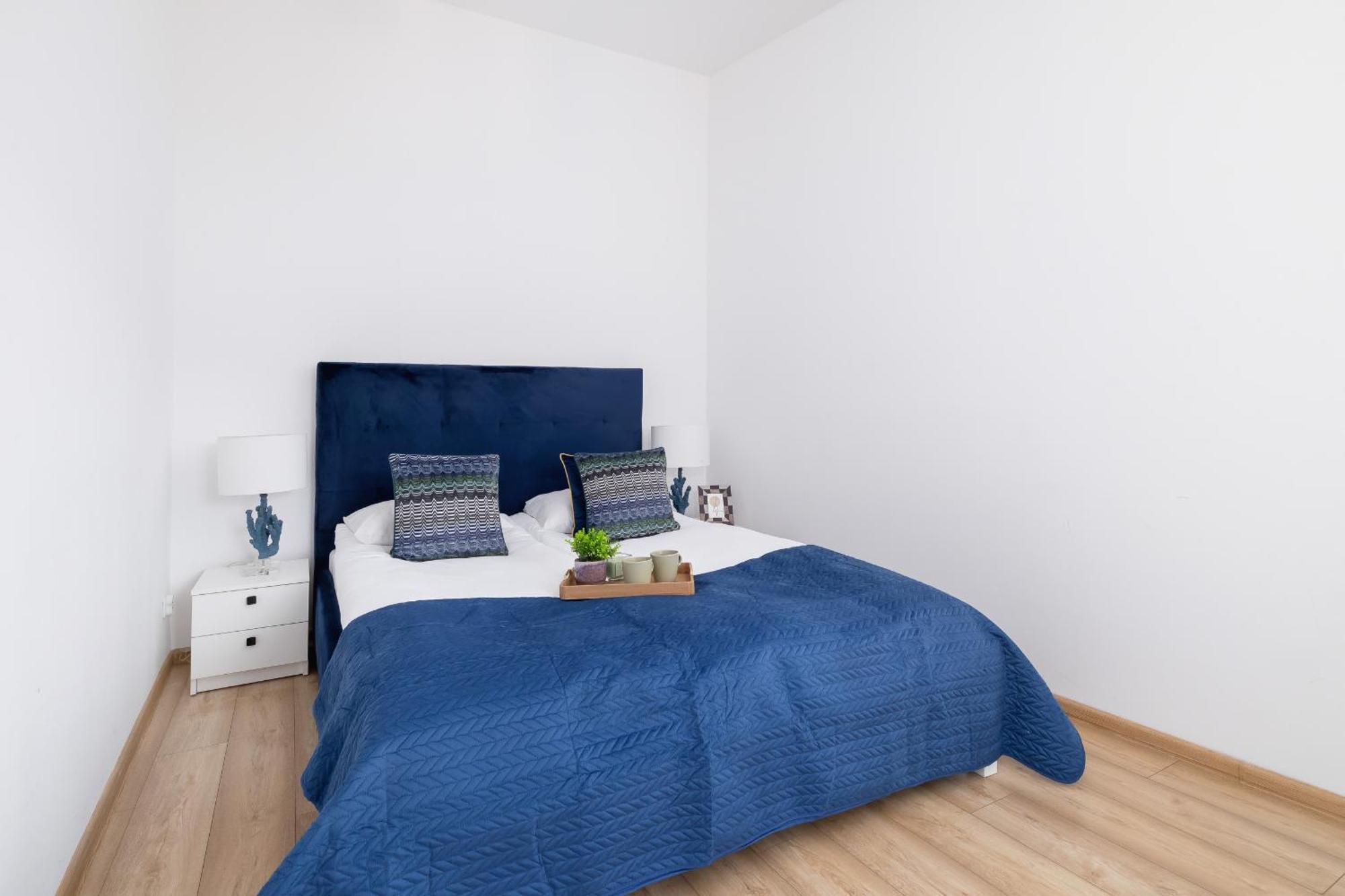 Apartment Dietla Z Klimatyzacja I Balkonem W Centrum Krakowa By Renters Krakau